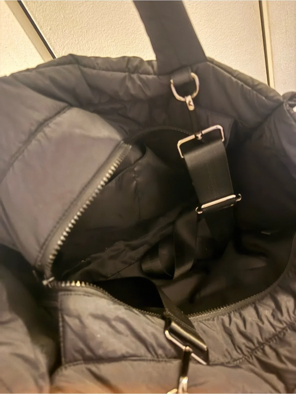 Thirtyyears Drift Tote in Black